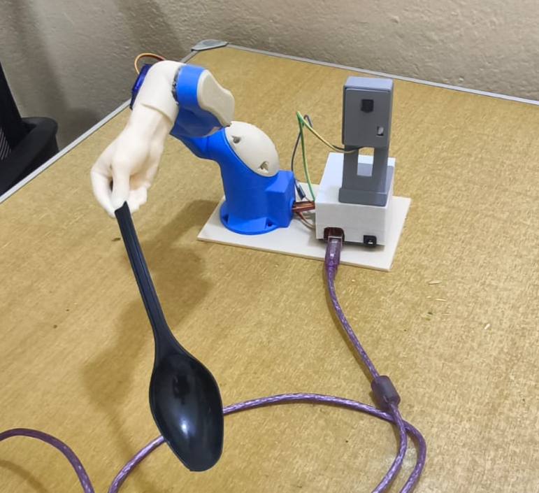 صورة مشروع Vision-Guided 3D-Printed Assistive Feeding Arm Robot